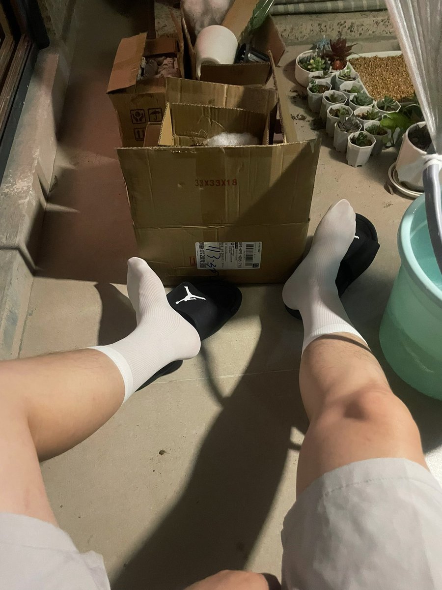 新植物到了
#白袜 #丝袜 #白丝袜