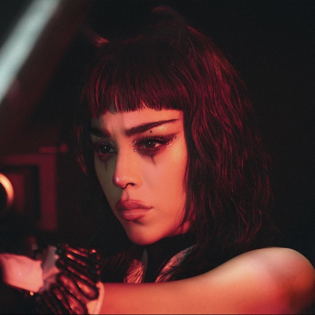 RicardoDreamer_'s tweet photo. Mañana disponible en todas las plataformas digitales "Tenemos Que Hablar" by Danna Paola 🤡🖤 https://t.co/VFe9ubVKDx