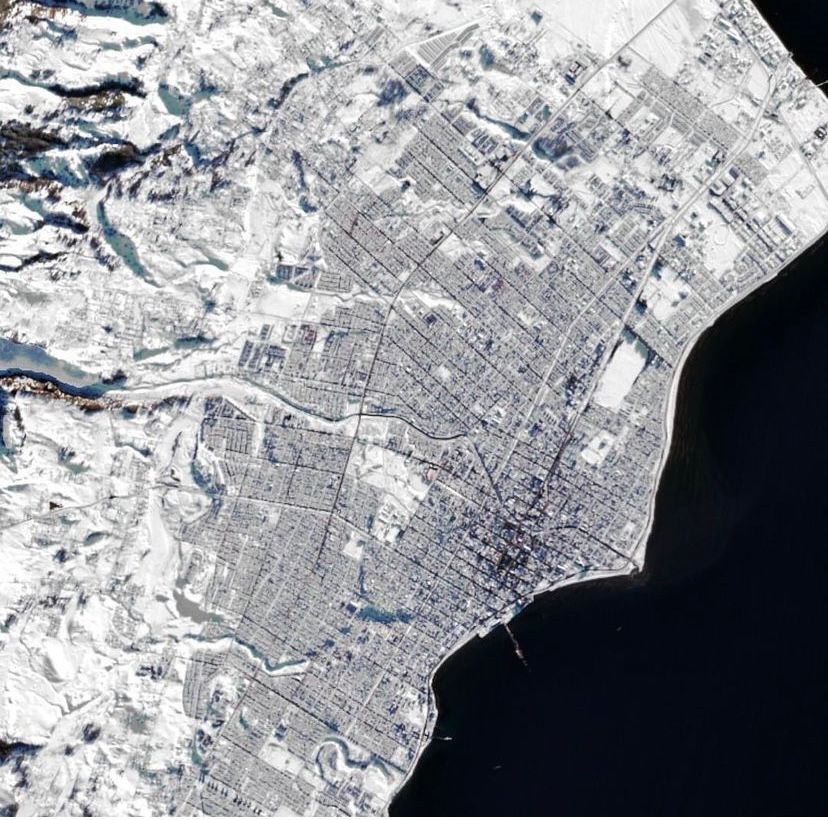 ClaudioRadonich's tweet photo. #PuntaArenas #Chile #ciudadantartica #gatewaytoartartic foto desde el eapacio 02/08/23 https://t.co/pwKDkws9ky