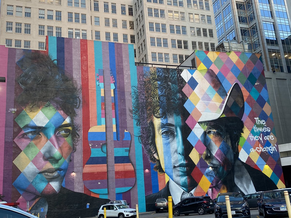 Love this mural in Minneapolis on the walk back to our hotel #BobDylan #Minneapolis #urbanart