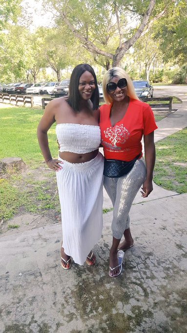 Happy birthday to my sis Tangy‼️🎂🥳🎉🎊🎁 https://t.co/FqneG4FOAn<a href="/tag/tgirls"class="tags"><span>#tgirls</span></a>