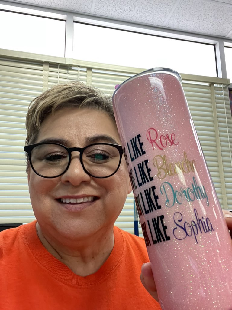 Golden Girls favorite mug because it shows our sister bond. #showyourmug #secondgradebestteas