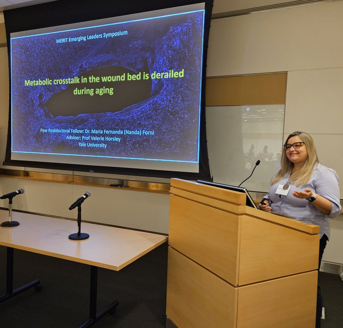 MSKEducation's tweet photo. Maria Fernanda Forni (@mafeforni) from the  @ValerieJHorsley  lab  @Yale is getting ready to present about how metabolic crosstalk in the wound bed is derailed by aging. https://t.co/LU2SMTMQqs