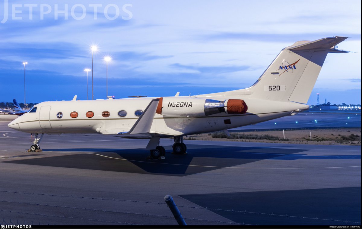 TheSnoopySnoop's tweet photo. #NASA5 Gulfstream V N95NA
#NASA520 Gulfstream C-20A N520NA

Both operating over Chicago in similar patterns

#avgeek #planespotting https://t.co/cdcNSHZbLg