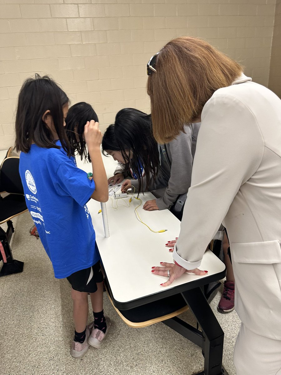 mflalonde's tweet photo. Today at @Carleton_U visiting @ActuaCanada STEM camp on #STEMcampweek. A wonderful program that encourages children to drive into their interest of science, engineering & innovation. I had a great time visiting the campers, learning about coding & their interests!👩💻 https://t.co/gmQ6yZfK84