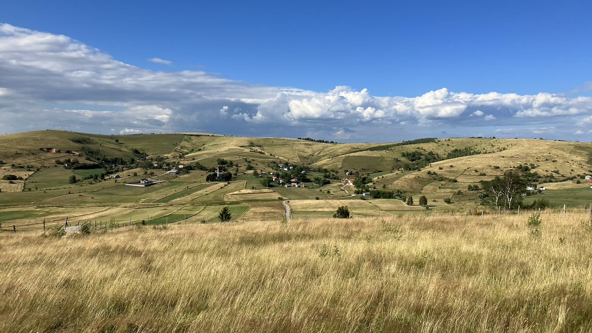 zkusovac's tweet image. #Pešter, #Sanjak, #Serbia. Plateau @ 1000-1300 m a.s.l. Stunningly beautiful. Today I only drove through but I’m surely coming back on #holiday. #Breathtaking