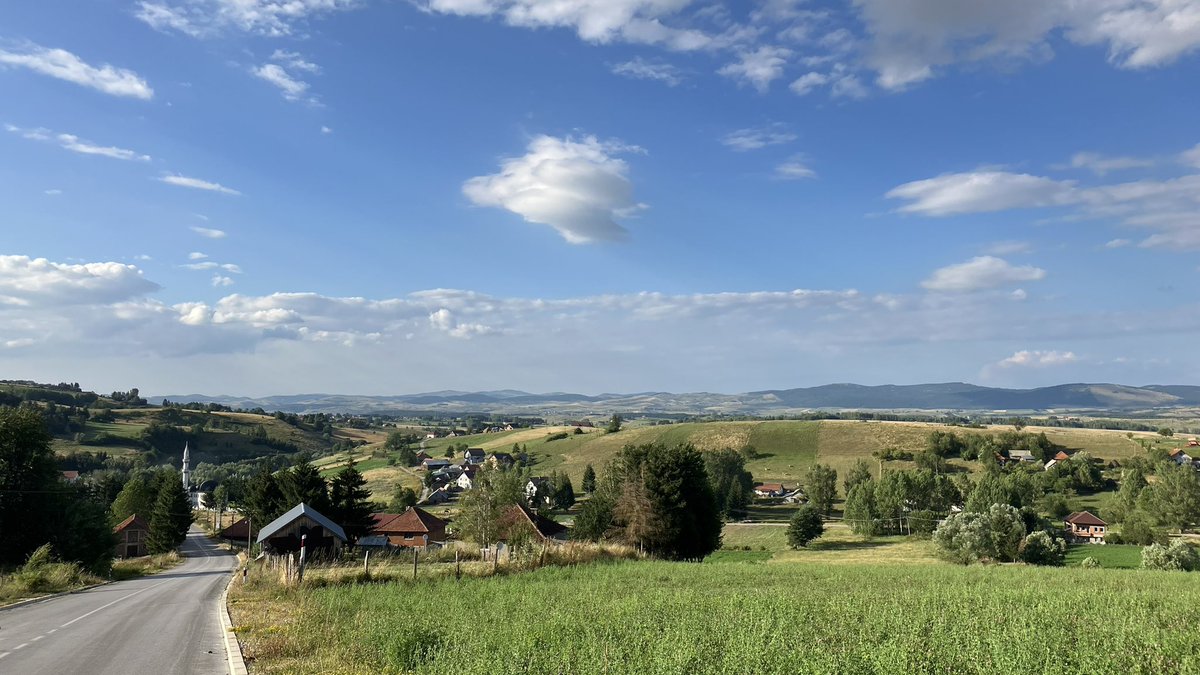 zkusovac's tweet image. #Pešter, #Sanjak, #Serbia. Plateau @ 1000-1300 m a.s.l. Stunningly beautiful. Today I only drove through but I’m surely coming back on #holiday. #Breathtaking