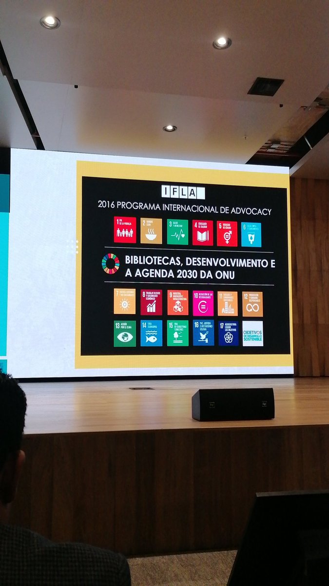UNIRECS's tweet photo. Las bibliotecas por un mundo mejor 💪🎉👏 @febab #AdrianaFerrari en #COBAES2023 @MesaBIES https://t.co/H8wvJaJ5tH