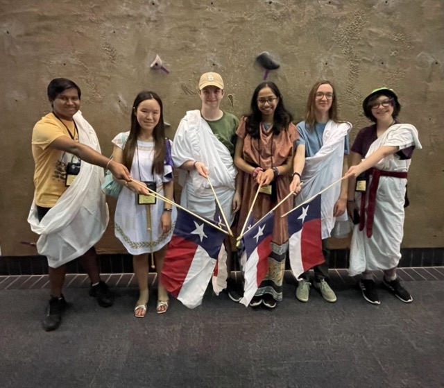 LISDWL's tweet photo. Venerunt, viderunt, vicerunt!๐ฅLatin HHS & MHS Ss competed in the Natl Jr Classical League! ALL 6 MHS Ss rcvd top 5 & all HHS Ss rcvd 15 top-5 to top-10 awards! TY Magistrae Santos & Herring & Ss 4 rprsntng @LewisvilleISD #LISDL #ClassicalLanguages & #Texas well on a natl level! https://t.co/QdDR4rTfH9