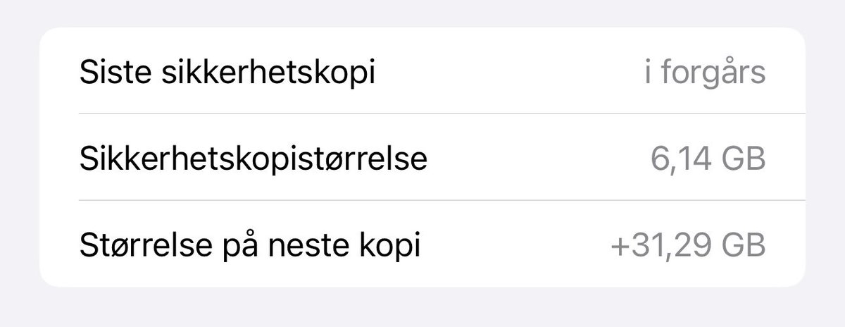 KnutMort1's tweet photo. A little bug on iOS17 public beta 2. My iPhone 14 Pro Max can’t backup to iCloud. Size on next backup is +31,29GB.  #ios17 #ios17beta #ios17publicbeta https://t.co/Ebp2y1YIhs