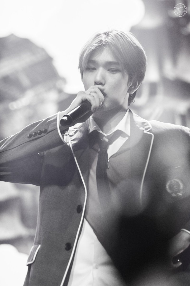 ShiningMoment_7's tweet photo. 221211 EPEX 대만 콘서트

#EPEX #이펙스 #BAEKSEUNG #백승 https://t.co/pmdAO7Eqig