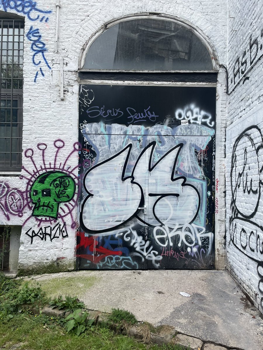 ekarworks's tweet photo. Lil throw ups hehe https://t.co/L0ioplZvRU