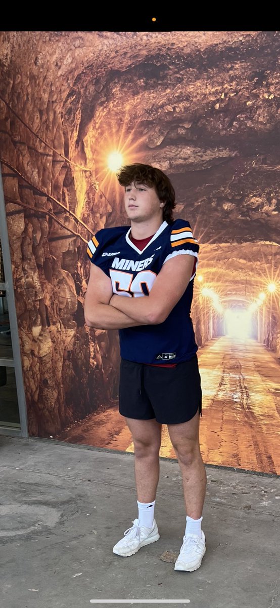 Louis Phillips tweet media