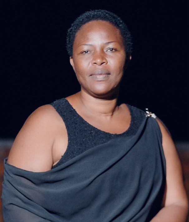 flashfmrw's tweet photo. Mu kiganiro #Newslab uyu munsi kuri #FlashTv mu kanya i saa tatu (21h00) turi kumwe na Komiseri w'Uburezi muri @pamrwanda Uwamariya Marie Claire aho turi buganire ku burezi bw'umwana w'umukobwa mu iterambere ry'Afurika. #Rwanda #RwOT @RwandaGender https://t.co/Mzbgfe3yBw