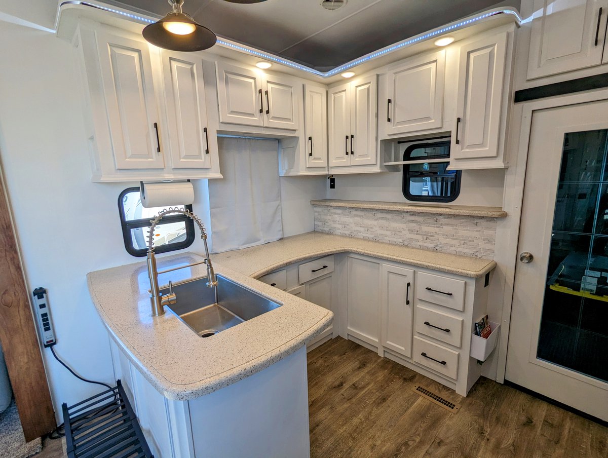 Sun_CityRV's tweet photo. We had this beautifully remodeled Cyclone on our lot for only 36 days before it sold! #campers #camperlife #camping #camperlifestyle #rv #rvlife #rvliving #rvlifestyle #rvtravel #rvcamping #arizona #az #peoriaaz #glendaleaz #phoenix #phoenixarizona #phoenixaz #suncity #suncityaz https://t.co/fd81TFHolI
