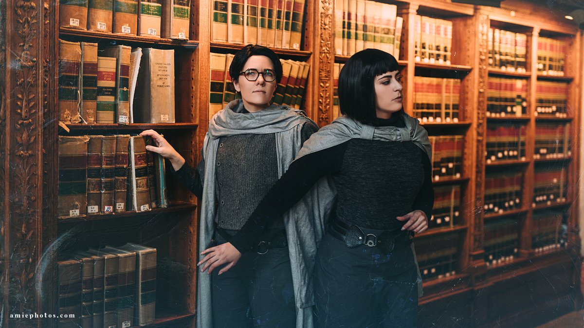 Cowbuttcrunchie's tweet image. 𝕺𝖓 𝖙𝖍𝖊 𝖒𝖆𝖙𝖙𝖊𝖗 𝖔𝖋 𝕿𝖍𝖊 𝕾𝖎𝖝𝖙𝖍 𝕳𝖔𝖚𝖘𝖊.

From The Locked Tomb / Gideon the Ninth  by @tazmuir
Photo @amiephotos
Palamedes @Cowbuttcrunchie | Camilla @turnfolio