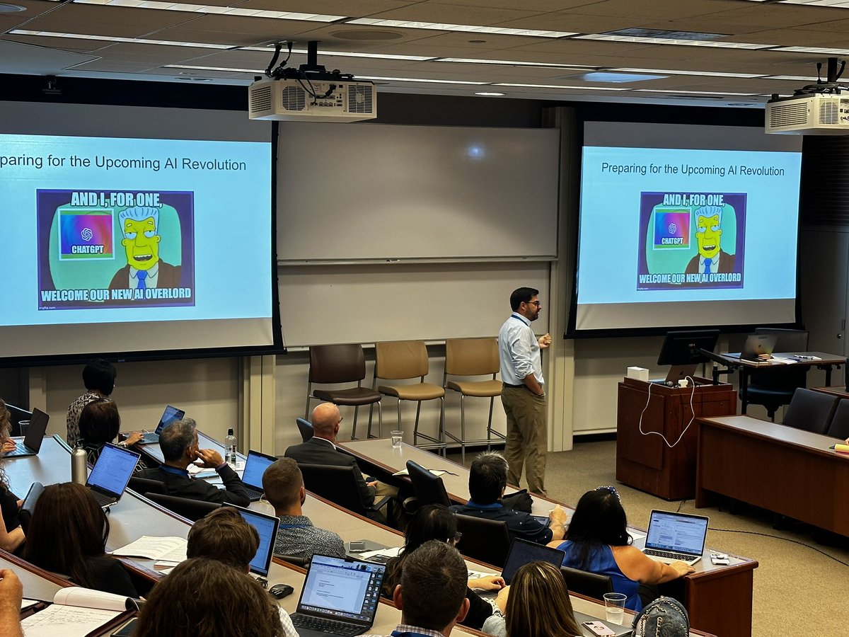 LocalMediaAssoc's tweet photo. Awesome session underway! AI Threats and Opportunities https://t.co/Ijp0BhZWQq