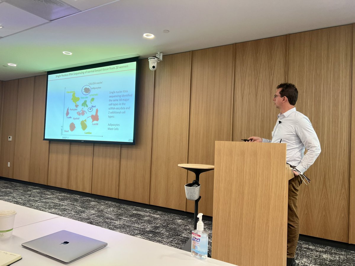 Nick @nicholas_navin kicks off the breast atlas jam hosted by @cziscience. Working to integrate all the information gathered by leaders in the field atlasing breast tissues.
