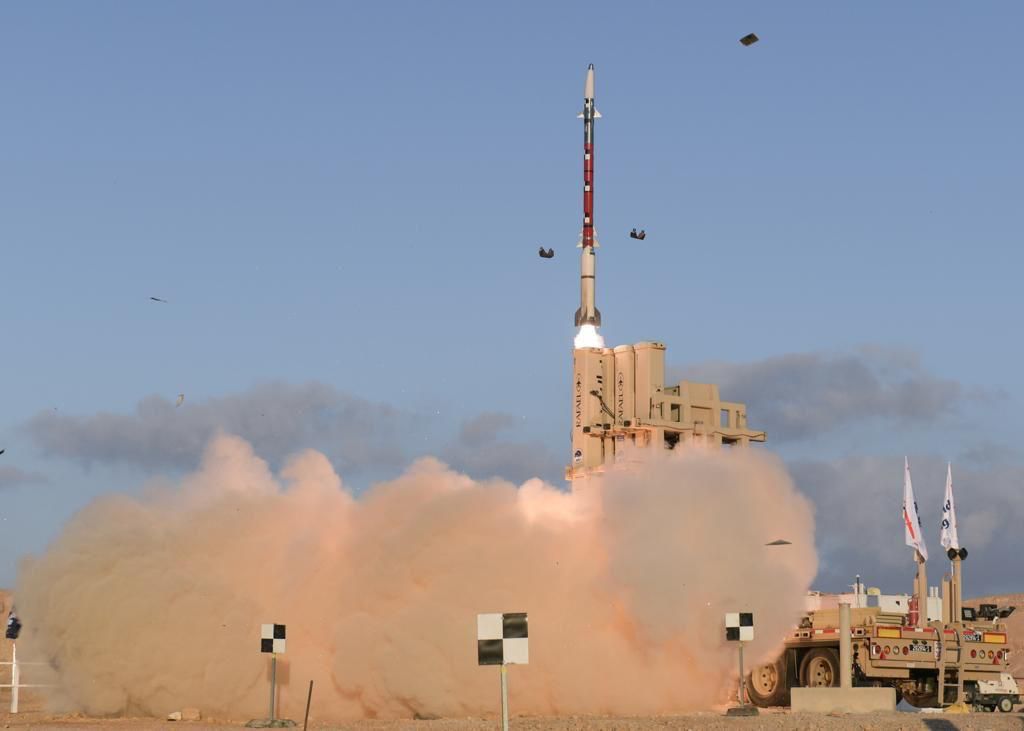 Israel_MOD's tweet photo. The US Government approved the procurement of the Israeli “David’s Sling” Weapon System to Finland. After receiving approval, the Israel MOD, Finnish MOD &amp; Rafael Advanced Systems will participate in a ceremony to sign a procurement agreement worth approximately 316 million Euros https://t.co/UgjeayPXWS