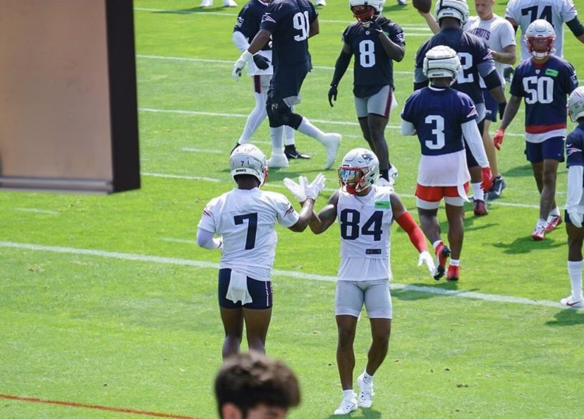Savageboston's tweet photo. Patriots predictions: 

Mac Jones: 4000 yards passing. 30 TD. 65% comp. 

Juju Smith Schuster: 100 Rec. 1000+ yards, 10 TD.  

Kendrick Bourne: 800 yards receiving 8 TD. 

Hunter Henry: 10+ TD red zone monster.  

Rhamondre Stevenson: 1200 yards rushing, 5 yards per carry.  10+ TD. 

Demario Douglas makes the team.  

LFG