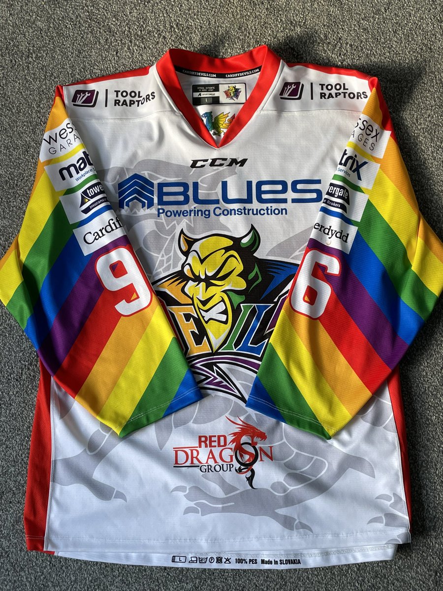 KieronMorrisse2's tweet image. *For Sale* - COLE SANFORD FANS 🚨 

I must say farewell to some of my collection and unfortunately these pair of class gamers are up for grabs. Size L

Please can anyone interested, message me. @cardiffdevils 

Retweets appreciated!

(Slight delay in replies)