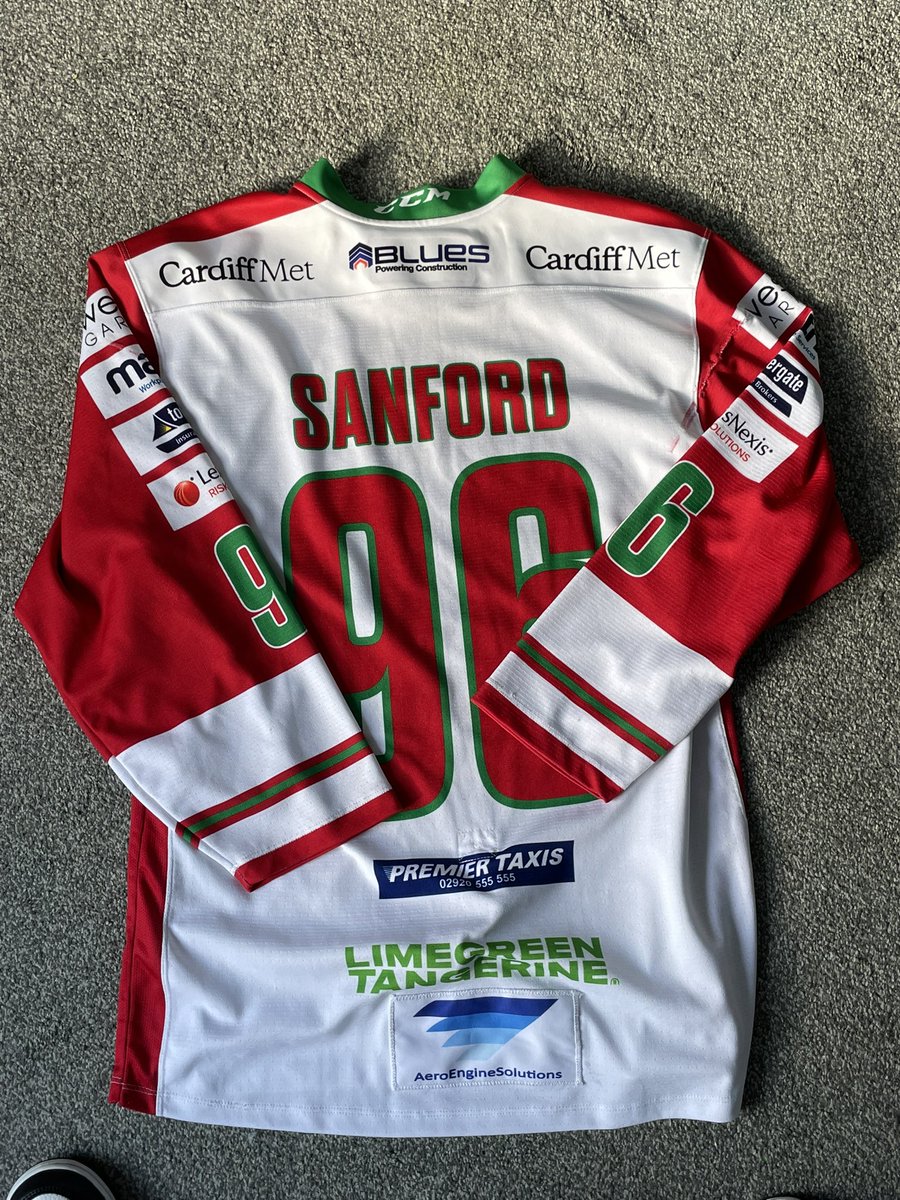 KieronMorrisse2's tweet image. *For Sale* - COLE SANFORD FANS 🚨 

I must say farewell to some of my collection and unfortunately these pair of class gamers are up for grabs. Size L

Please can anyone interested, message me. @cardiffdevils 

Retweets appreciated!

(Slight delay in replies)