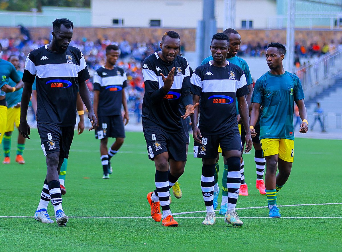AlunnoRwanda's tweet photo. FT APR FC 3-1 Marines
⚽️⚽️⚽️ Victor Mbaoma Hatrick ||
⚽️ Thaiba Mbonyumwami
🟥 System : 4-1-4-1
Next Friendly Games
Le 05.08.2023 @aprfcofficial VS @SCKiyovuSports
Le 12.08.2023 #APR_FC vs @rayon_sports ( Super Cup)
19.08.2023 #APR_FC v #Gaddiidka FC (CAFCL) https://t.co/ogAMrdyBIt