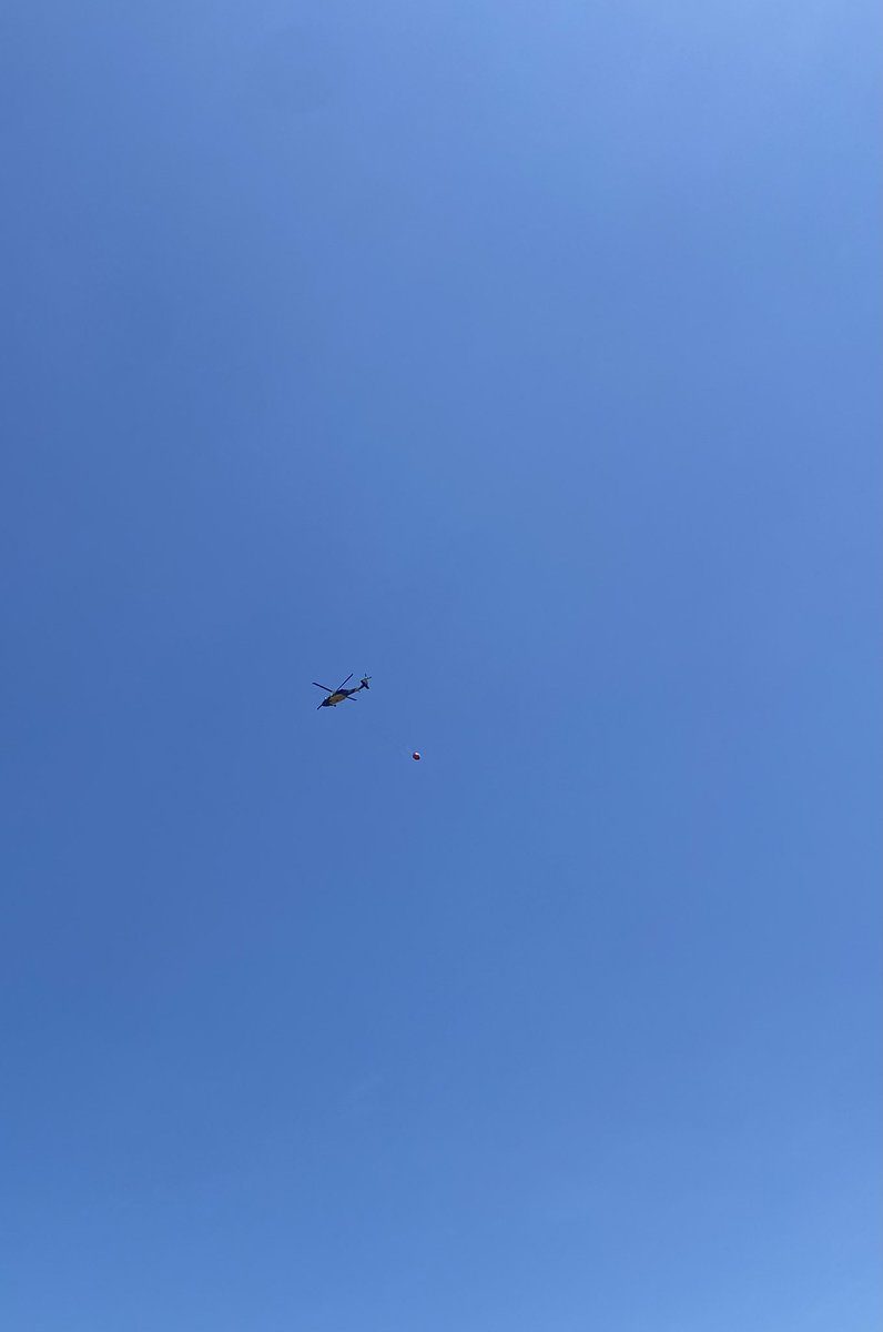 ThirdEyeOfTexas's tweet photo. 🔥🚨Bastrop State Park: Choppers still working hard to get water on the scene. https://t.co/kZDiFuOGUv