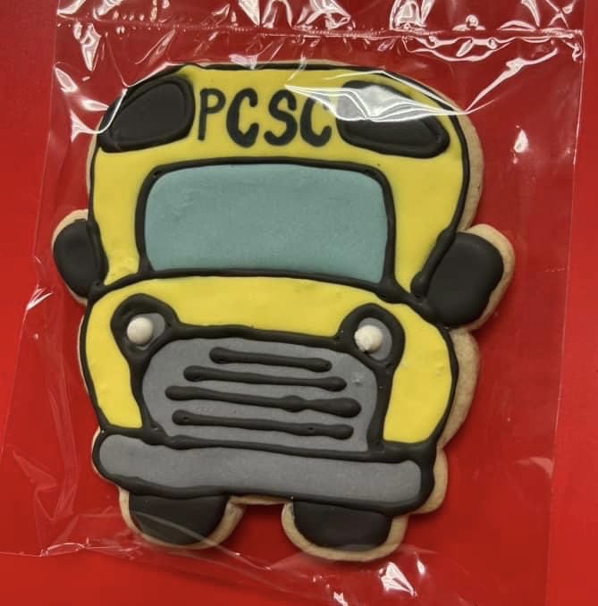 What a SWEET way to treat our Transportation Department at their meeting! Thank you Shelby Barella!

¡Qué DULCE manera de tratar a nuestro Departamento de Transporte en su reunión! ¡Gracias Shelby Barella!

#whypcsc #plymouthindiana