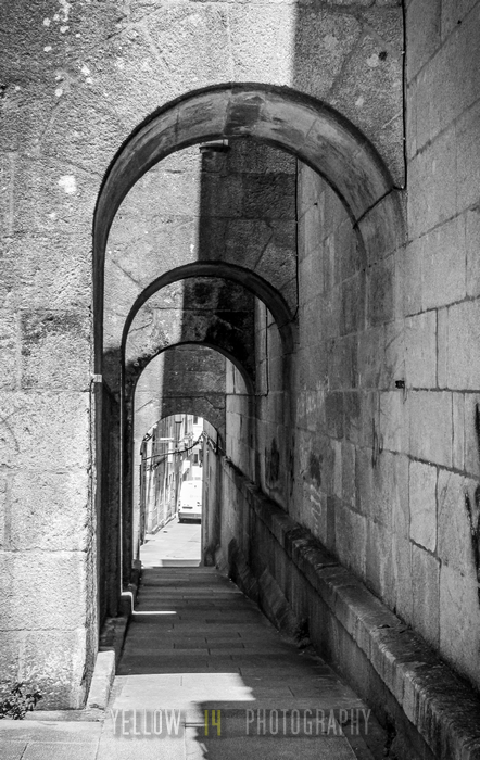 Yellow14Photog1's tweet photo. Arches, Pontevedra.
.
More here: https://t.co/fiUw8YMMQz
.
#galicia #turismogalicia #visitgalicia #travelphotography #sunlightphotography #cityphotography #oldtown #historiccity #romantown #pontevedra #pontevedralife #colonnade #arches #blackandwhitephotography #blackandwhite https://t.co/v36H46xt9d