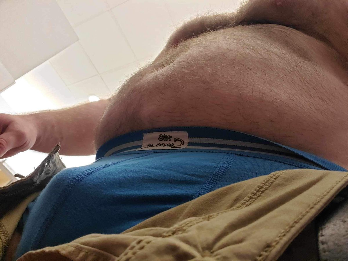 TheDumpyDaddy's tweet photo. Post-Chest workout has me pumped up and excited today
#Bear #GayBear #MuscleBear #GymBear #Cub #BearCub #Gay #StraightGuys #StockyGuys #HuskyGuys #GaySex #Grindr #Growlr #Sniffies #Gym #DL #Discreet #DaddyBear #DiscreetDaddy #DLDaddy #VersBear #VersBottom #earthquake #Trump https://t.co/q8mopdJfRP