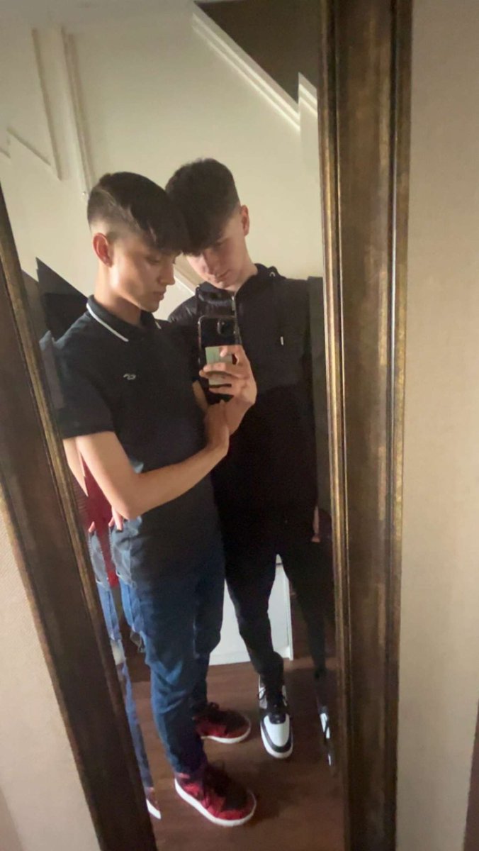 Sboy186's tweet photo. https://t.co/3GuZbXhhzo <<< me and my bf’s sex vids 😘 https://t.co/C05vH7ke85