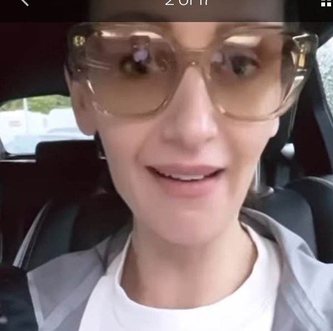 reservoirlady's tweet image. " And I said, yes we will be needing cakes whatever the cost.
What did I say Roy? "
"You said, get me the cakes for free, don't they know who I am" #cakegate