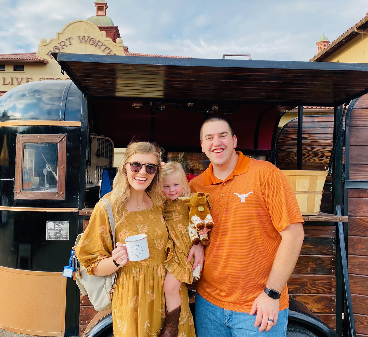 fwsystation's tweet photo. Gather 'round y'all! Buckaroo Bonus Days are almost here and we're ending Summer #StockyardsStyle! August 11โ12, kids under 12 will receive a variety of FREE perks!
Find the full schedule and see more details at https://t.co/V3BJQW5Y8j
#StockyardsStation https://t.co/DreWaiKEEf