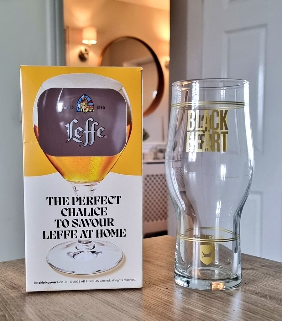 PintsBeauty's tweet image. Who fancies winning these brand new glasses? We've got both the Leffe Chalice and Brewdogs Black Heart glass. All you have to do is follow these simple steps...

Follow us @PintsBeauty 
Like ❤️ and Retweet 🔁 this post 

Winner will be randomly selected on Friday, Good luck 🍻
