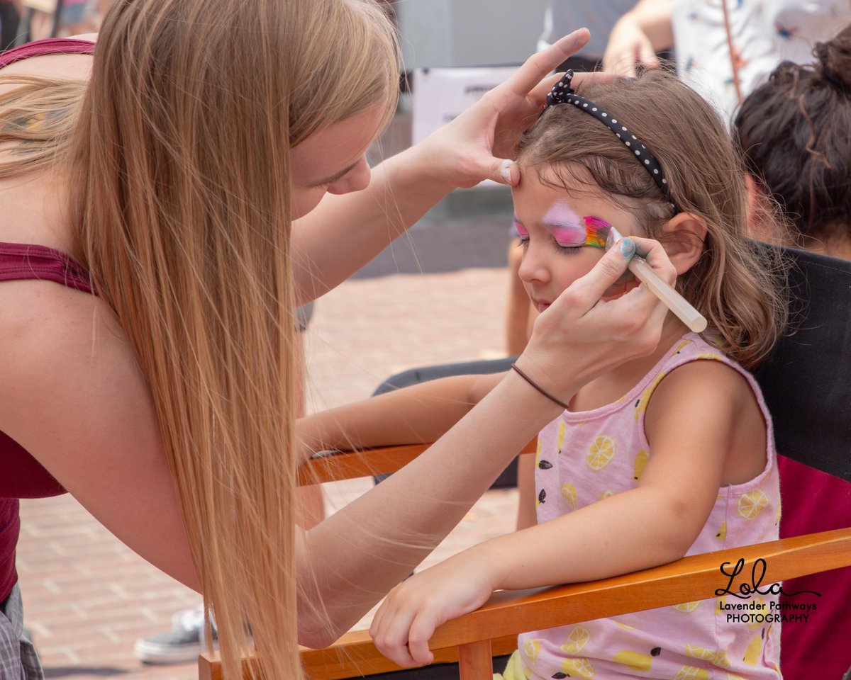 fwsystation's tweet photo. Gather 'round y'all! Buckaroo Bonus Days are almost here and we're ending Summer #StockyardsStyle! August 11โ12, kids under 12 will receive a variety of FREE perks!
Find the full schedule and see more details at https://t.co/V3BJQW5Y8j
#StockyardsStation https://t.co/DreWaiKEEf