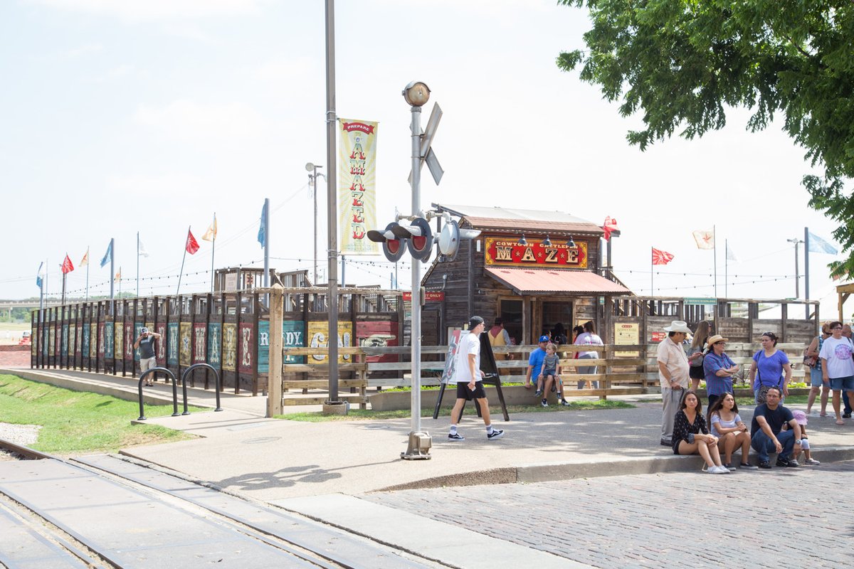 fwsystation's tweet photo. Gather 'round y'all! Buckaroo Bonus Days are almost here and we're ending Summer #StockyardsStyle! August 11โ12, kids under 12 will receive a variety of FREE perks!
Find the full schedule and see more details at https://t.co/V3BJQW5Y8j
#StockyardsStation https://t.co/DreWaiKEEf