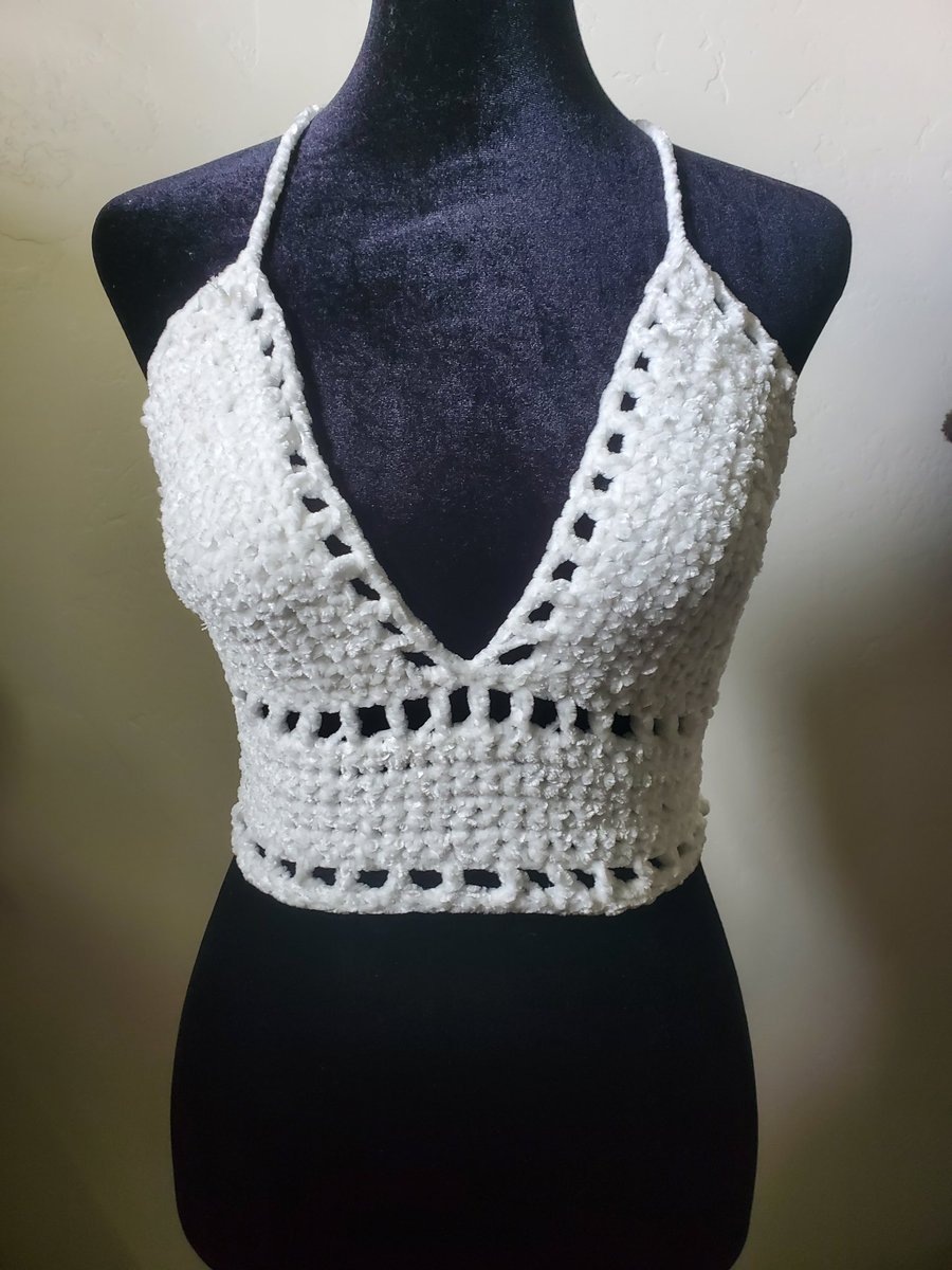 HookedWithAspy's tweet photo. 🤍White Velvet Lilly Top🤍
Size- Medium
Medium fits Bra Cup-38A, 40A, 38B, 40B, 34C, 36C, 30D, 32D.
DM to Order/Purchase
$45
Pattern by- @passioknit_goods
#crochetislife💕 #whitevelvet #croptop #handmade #crochettop #crochet #lovecrochet #sosoft https://t.co/KwCrzgcXX1