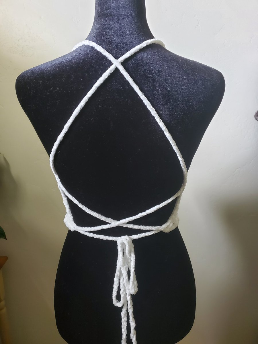 HookedWithAspy's tweet photo. 🤍White Velvet Lilly Top🤍
Size- Medium
Medium fits Bra Cup-38A, 40A, 38B, 40B, 34C, 36C, 30D, 32D.
DM to Order/Purchase
$45
Pattern by- @passioknit_goods
#crochetislife💕 #whitevelvet #croptop #handmade #crochettop #crochet #lovecrochet #sosoft https://t.co/KwCrzgcXX1