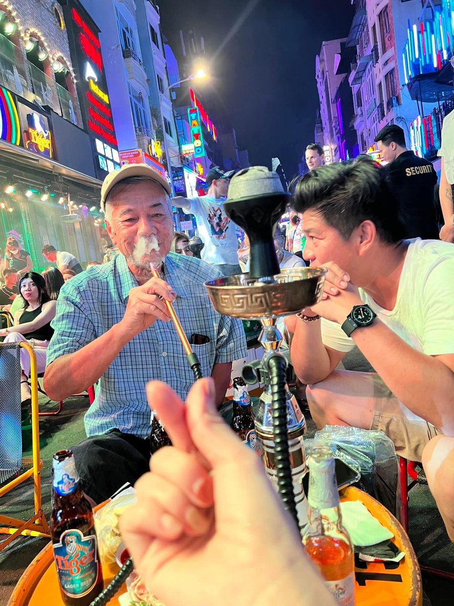 Throwback to a year ago with the real OGGGGGGG (my dad)