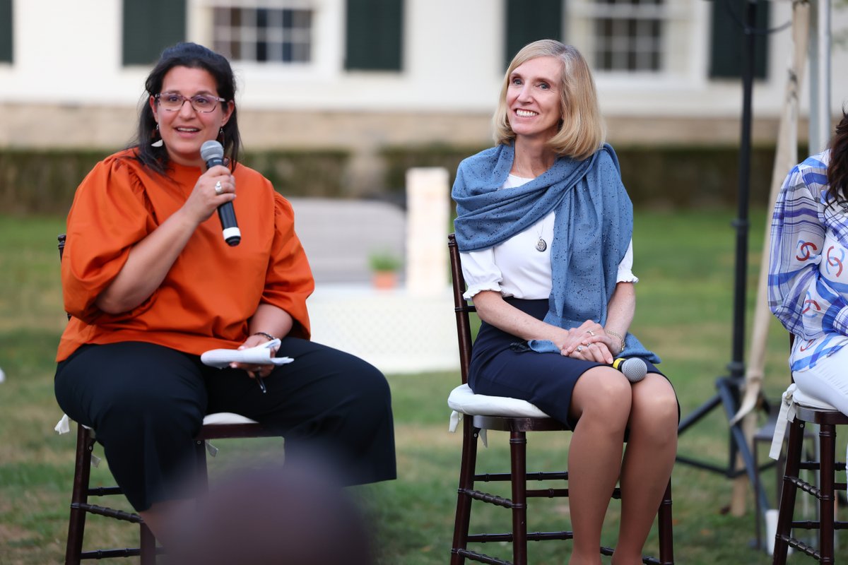 HarvardEnvHlth's tweet photo. How do women leaders navigate their personal and professional lives? Dr. Kari Nadeau joined the “For Women, By Women” event by @SALASeries to share her story and insights.
#salaseries #womenleaders https://t.co/fHX8zWUFPK