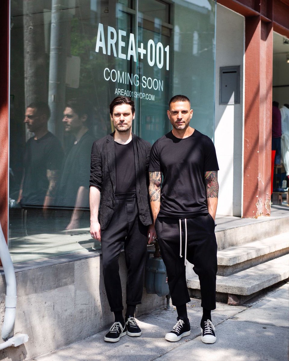 Sergio_Cult's tweet image. Celebrating 5 incredible years of AREA+001. Thank you to everyone who has joined us from the beginning and throughout. You are all greatly appreciated. 
#Area001 #Toronto #Fashion