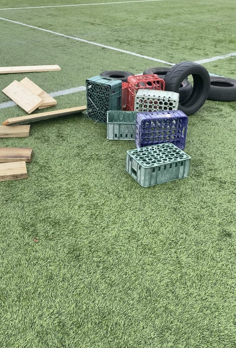 PAPSProject2022's tweet photo. Hundreds of children and adults enjoying the free activities provided. 

What started out as this (1st few photos) turned into this (last few photos) !! An obstacle course designed and enjoyed by the children themselves. https://t.co/EONdMwXY7E