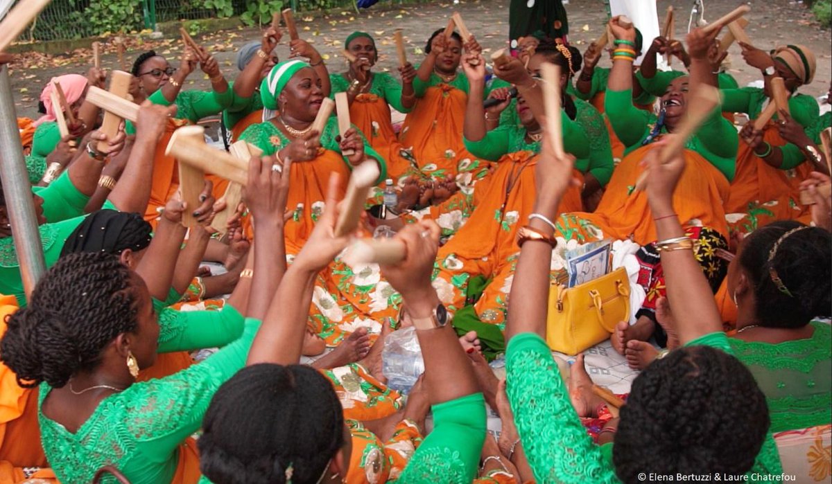 Prefet976's tweet photo. Le Mbiwi de #Mayotte inscrit à l’inventaire national du patrimoine culturel immatériel

Félicitations à toutes les Mahoraises et tous les Mahorais qui œuvrent pour la sauvegarde, la transmission et la valorisation de leur #patrimoine culturel.

🗞️ https://t.co/wlBtE4a4zP https://t.co/M7k4BYD3IP
