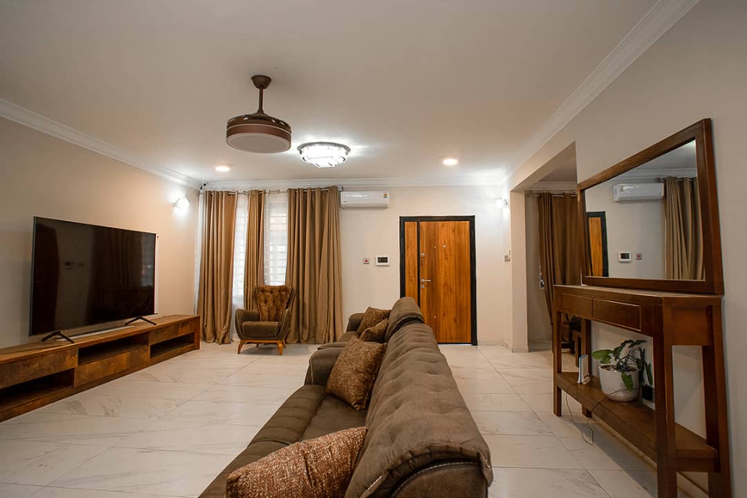 LUXURYBUILDING's tweet photo. An Exclusive 4 bedroom house selling now at East Legon. And it comes with 2 halls and a spacious compound.

$350,000(negotiable).

Contact us for more details. 

.

.

Ghana Accra Partey Ecowas Africa Burkina Arsenal Arteta Salisu Kudus Brazil Russia Niger Fabio saka Addo
Kante https://t.co/hy5Up8dcdT