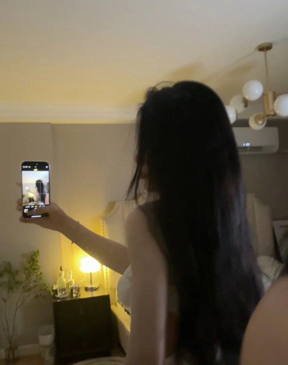 There are two secrets to success, one is to persevere to the end, and the other is to never give up.