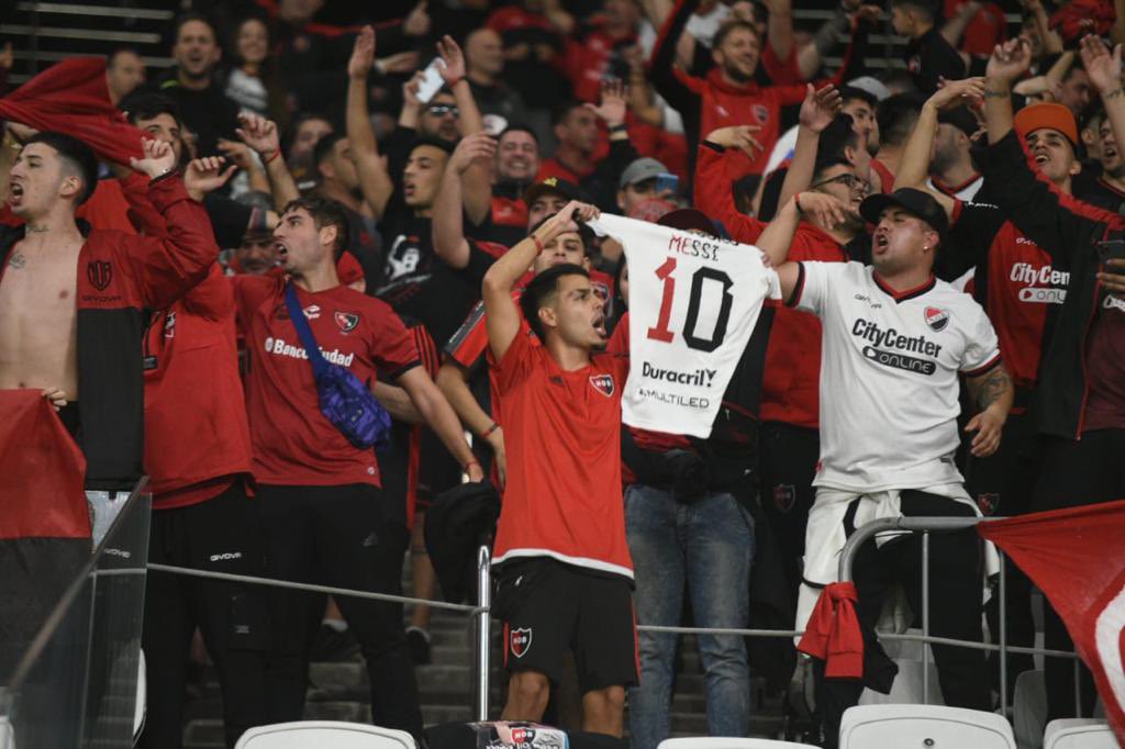 Newells's tweet photo. ¡Dale Newell's que no ha pasado nada!

El martes, la revancha en el Coloso 💪🏼 https://t.co/0UX2sOhx8y