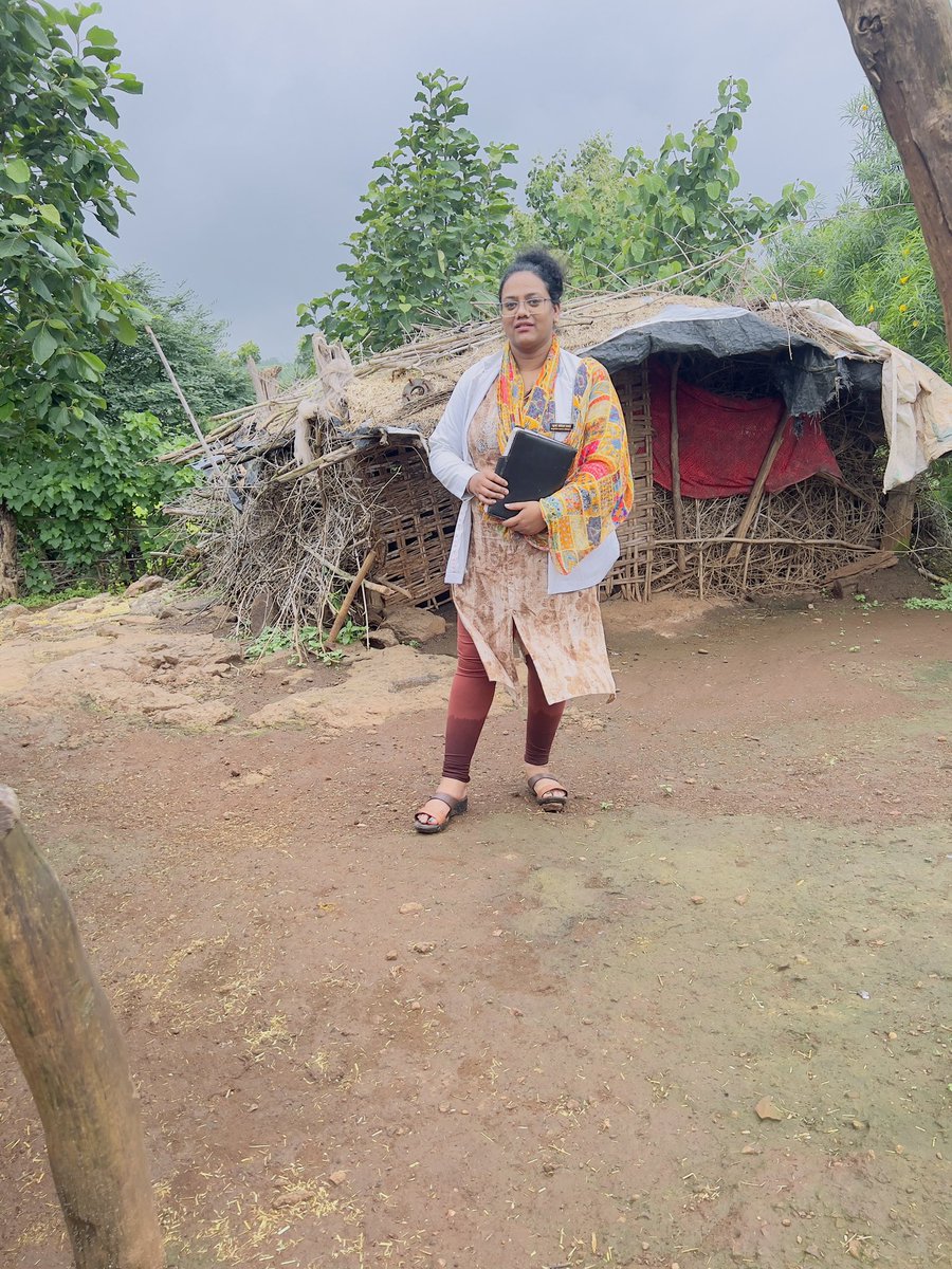 anvisssr1's tweet photo. मातृ शिशु मृत्यु दर में कमी लाने के लिए प्रयास
@ABHWC_MP @MoHFW_INDIA @NHM_MPHealth @CmhoMedia @CMMadhyaPradesh @USAID_NISHTHA @JPNadda @PMOIndia @mp_wcdmp @WHO @UNICEFIndia @HUL_News @SavetheChildren @DrRoshni17 @aajtak @ZeeMPCG @mpbreakingnews @Ravi_NSUI_Mp https://t.co/hQzXZQAz5B