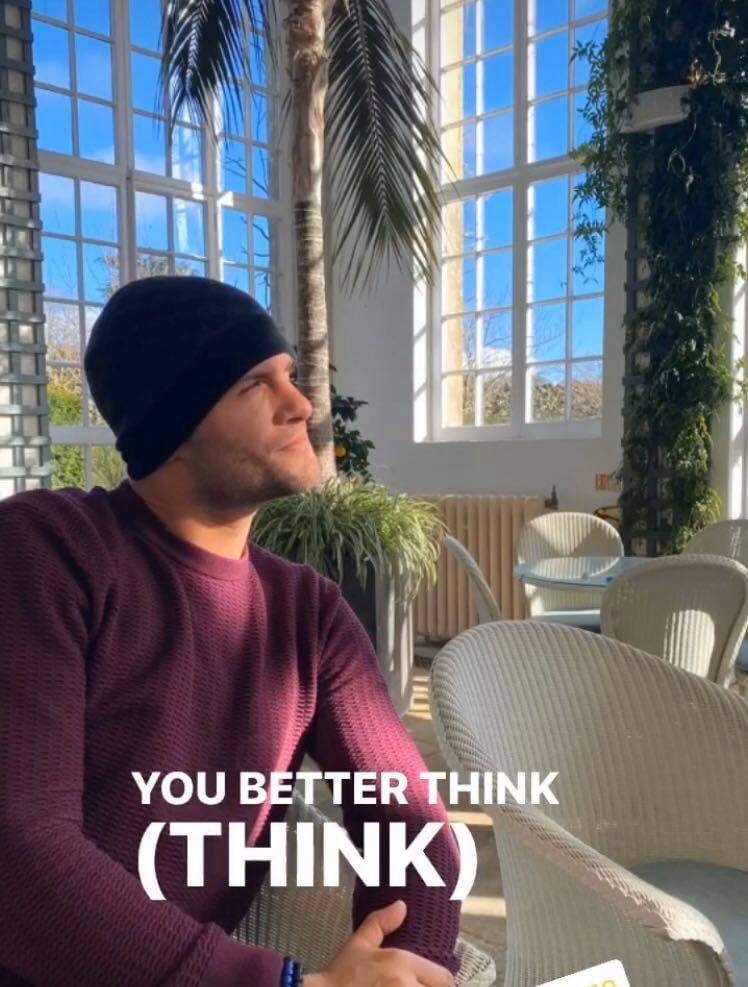 ASkorjanecFans's tweet photo. "You Are Never Fully Dressed Without A Smile" https://t.co/brJId8Q3Ad