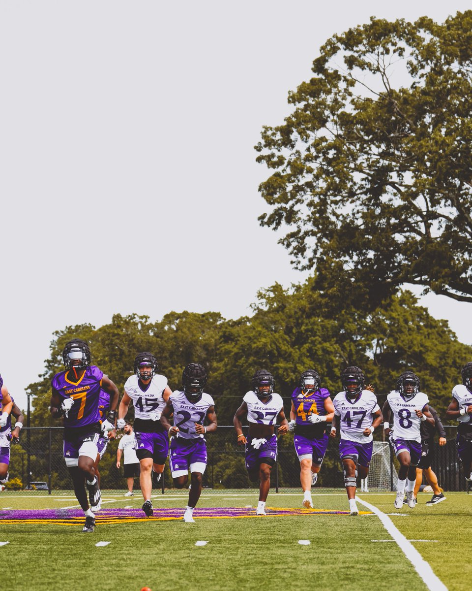 ECUPiratesFB's tweet photo. Day 1 📸 https://t.co/d4BaoBG4Oe